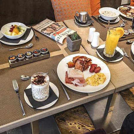 Otel Times 4*