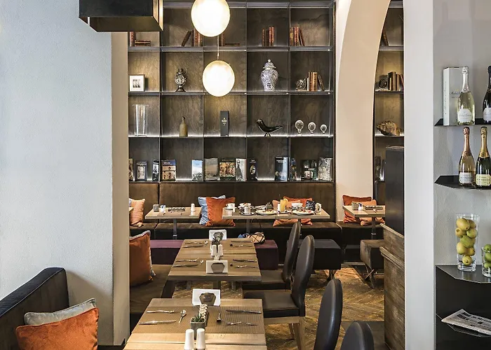 罗马时代酒店 4*