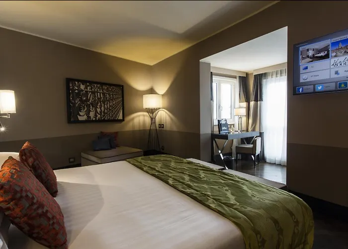 罗马时代酒店 4*